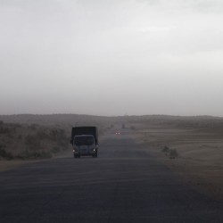 Волок Туркестан 2015 Audi Q7 2015 пыльная буря