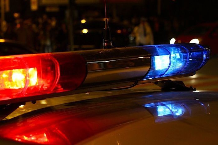 В Мурманске водитель протаранил сугроб, уходя от полицейской погони