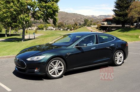 Тест-драйв Tesla Model S от Александра Пикуленко