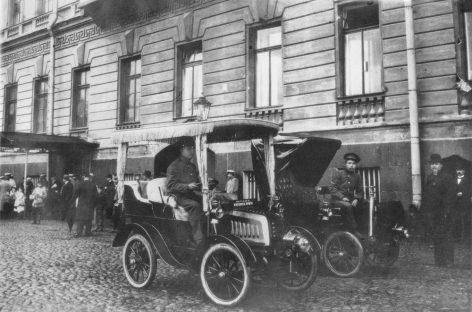 Телефоны в местах стоянки такси – 1913 год