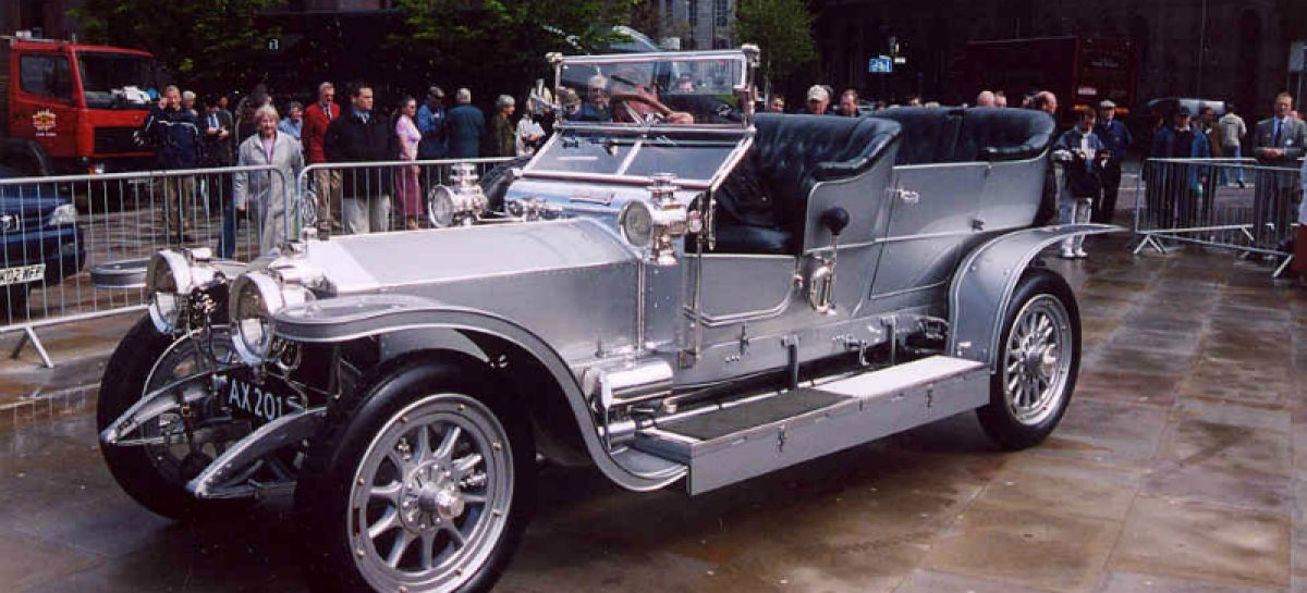 Первый серийный алюминиевый кузов появился на Rolls-Royce 40/50HP Silver Ghost