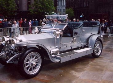 Первый серийный алюминиевый кузов появился на Rolls-Royce 40/50HP Silver Ghost