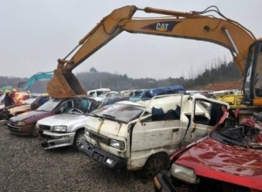 В Китае уничтожат старые машины