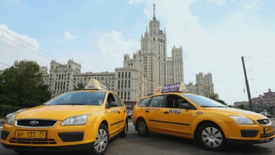 Желтое такси в Москве