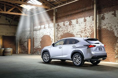 Lexus NX: Угол атаки