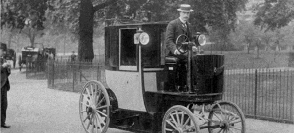 Первый штраф за вождение в нетрезвом виде был выдан в 1897 году