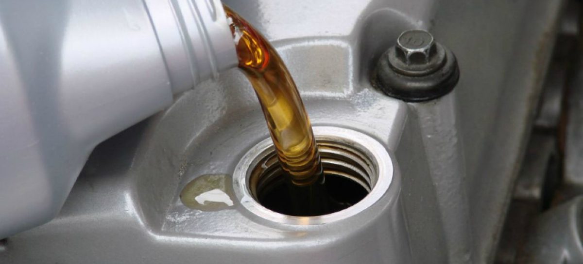 Как часто надо менять масло в автомобиле