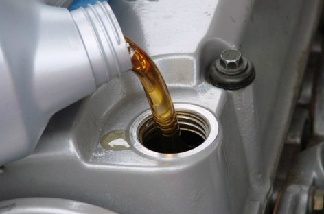 Как часто надо менять масло в автомобиле