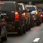 ЦОДД предупредил москвичей о пробках на дорогах перед выходными