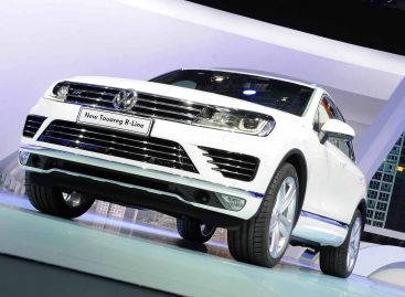 Обновленный Volkswagen Touareg поступит в продажу этой осенью