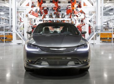 Виртуальный тур по сборочному заводу Chrysler 200