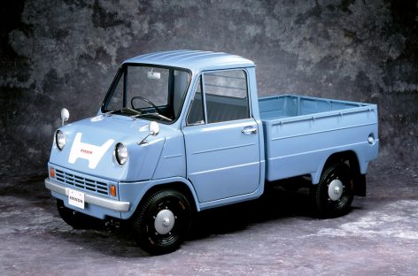 Первым автомобилем Honda стал грузовик Т-360