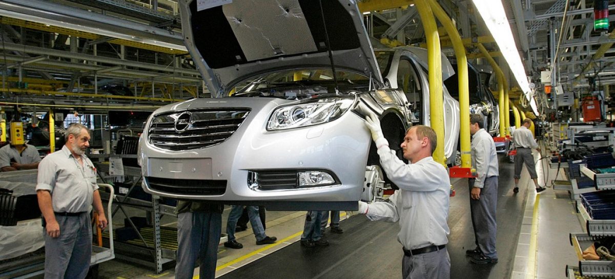 Opel сворачивает производство в России