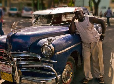 Кубинцы наконец смогут отремонтировать свои автомобили