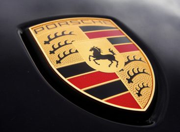 Porsche останавливает производство из-за коронавируса
