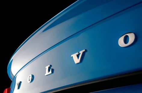Volvo Trucks сняли необычный ролик о беспилотном грузовике
