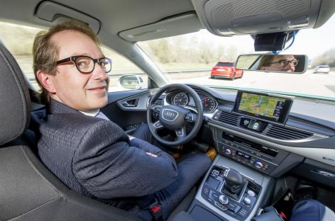 Автономная Audi A7: тест-драйв с министром