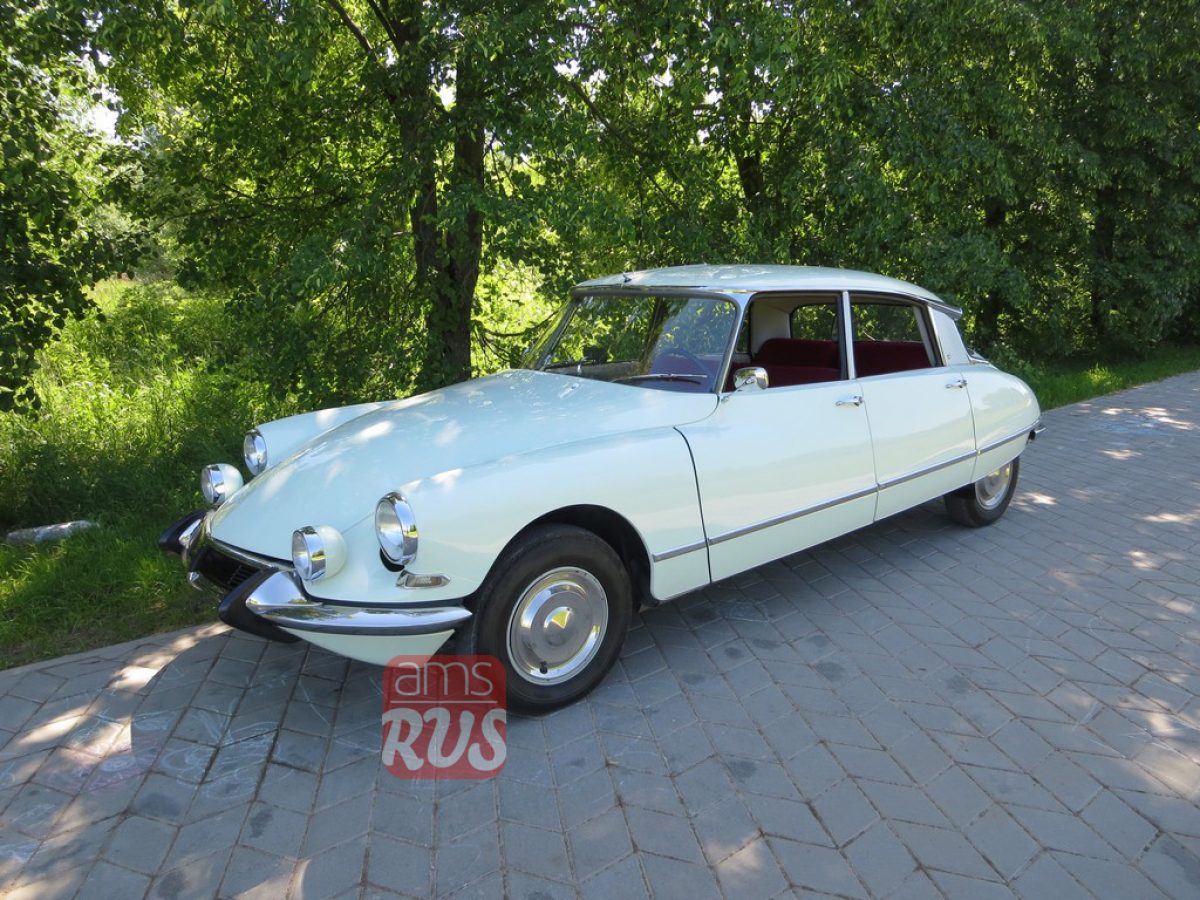 Автомобиль, ставший легендарным: Citroen DS 19 | Александр Пикуленко