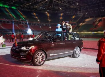 Land Rover сделал парадный внедорожник для королевы Елизаветы