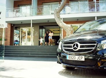 Герой клипа Mercedes-Benz V-Class