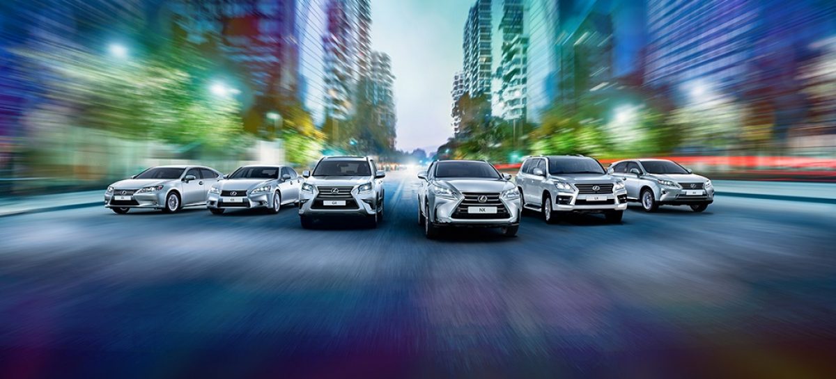Lexus объявляет о снижении цен на автомобили 2015 года выпуска