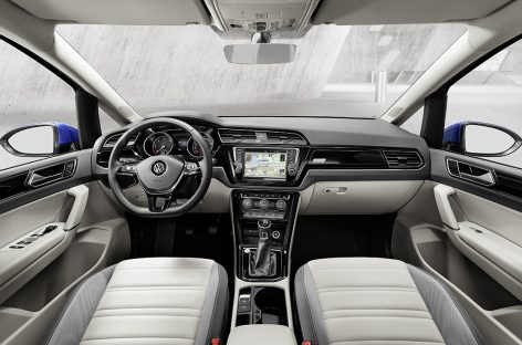 Новый Volkswagen Touran получил пять звезд Euro NCAP