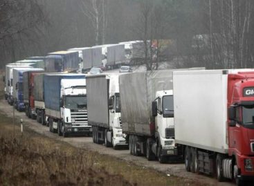 Эстонию заставили платить за российские дороги