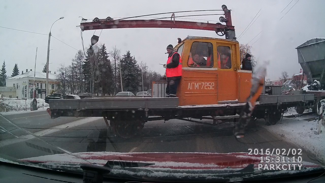 Ж/д переезд в микрорайоне Львовский 22 апреля закроют для проезда машин |  AMSRUS