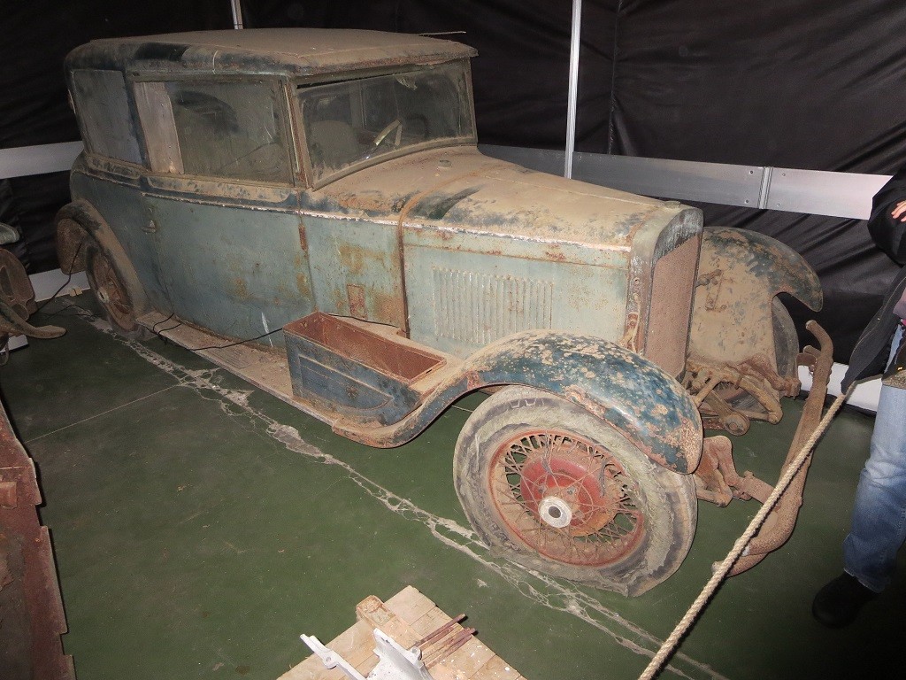 Автомобиль из коллекции Роже Байона
