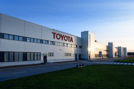 Завод Toyota в Петербурге останавливает конвейер