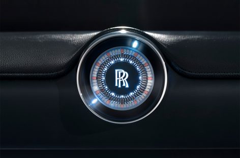 Rolls-Royce показал изображение кроссовера Cullinan