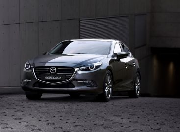 Около 800 автомобилей Mazda3 попали под отзыв в России