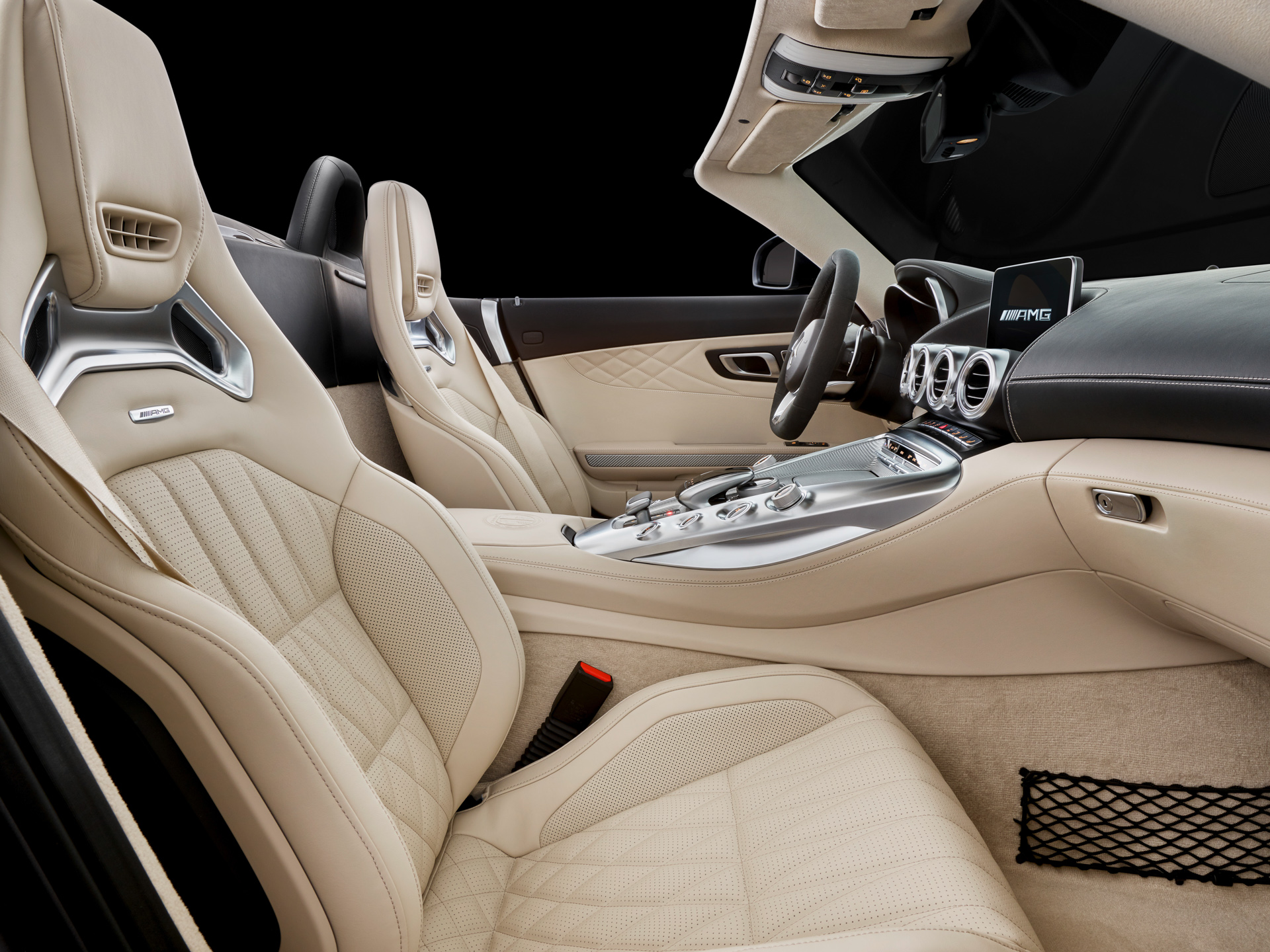 AMG GT C Roadster (R 190), 2016; Exterieur: designo selenitgrau magno; Interieur: Leder Nappa Exklusiv macchiatobeige ;Kraftstoffverbrauch kombiniert: 11,4 l/100 km, CO2-Emissionen kombiniert: 259 g/km AMG GT C Roadster (R 190), 2016; exterior: designo selenit grey magno; interior:Nappa leather exclusive macchiato beige; fuel consumption, combined: 11.4 l/100 km; combined CO2 emissions: 259 g/km