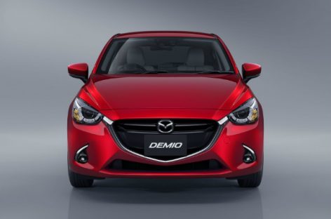 Mazda обновила хэтчбек Mazda2 и кроссовер CX-3