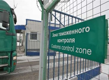 Новые правила временного ввоза машин в Россию спровоцировали очереди на границе