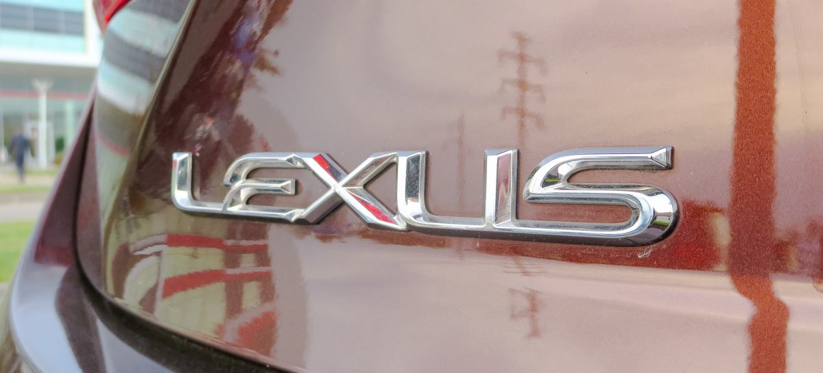Новый Lexus LS получит водородный двигатель