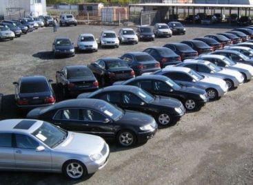 Автомобильный рынок в России упадет
