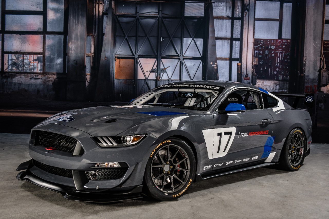 Mustang-GT350R-C4-Ford-Performance
