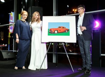 Mercedes-Benz открыл выставку Энди Уорхола