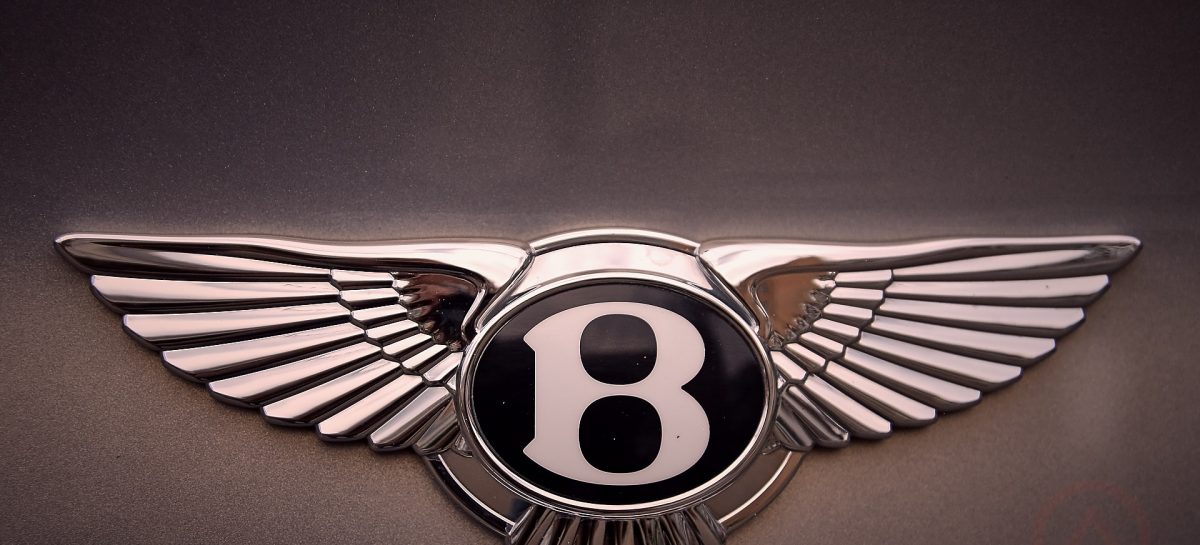 У рабочего завода украли Bentley в день покупки