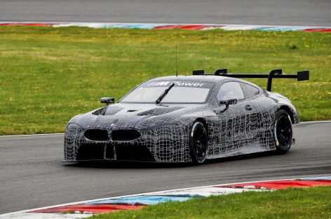Тестирование нового BMW M8 GTE в Лаузицринге