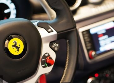Увеличена гарантия на автомобили‍ Ferrari