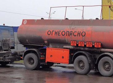Казахстан запретит ввоз бензина из России