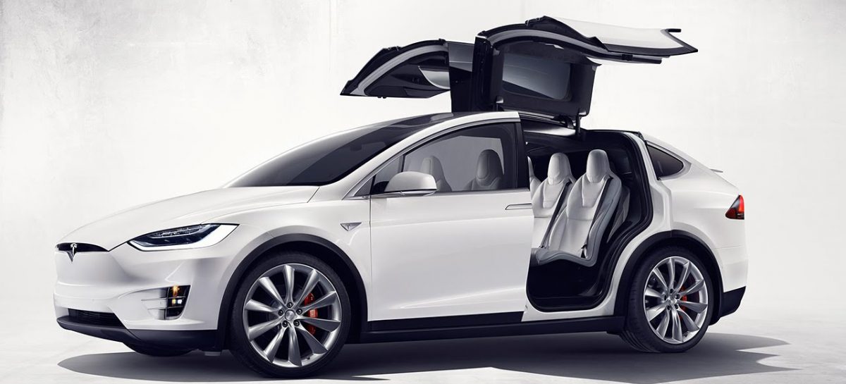 Tesla Model X на бездорожье
