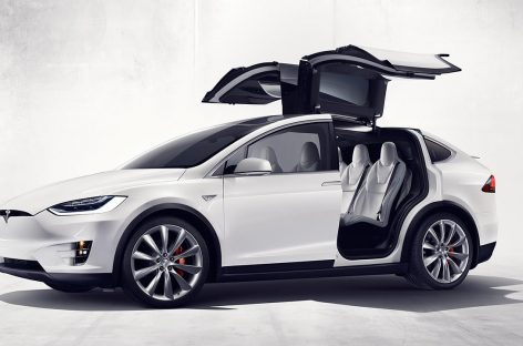 Tesla объявила об отзыве Model X