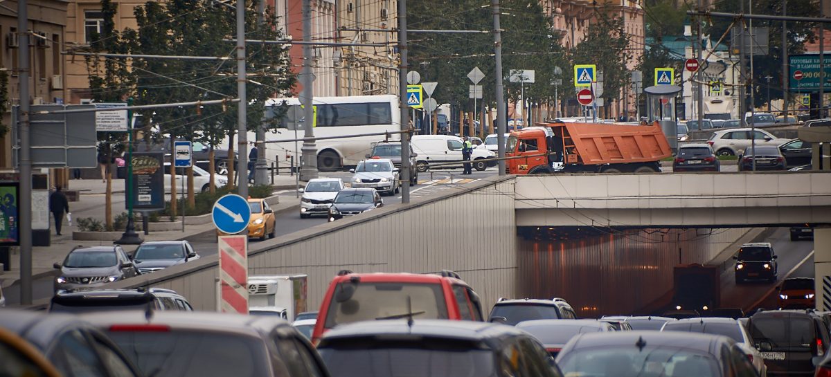 ЦОДД предупредил о дорожном коллапсе в Москве