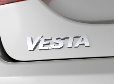 Lada Vesta получила комплектации с двигателем 1,8 л