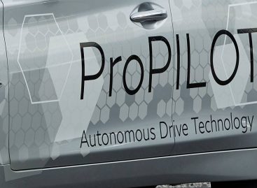 Nissan тестирует ProPILOT на Infiniti Q50