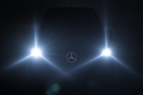Mercedes-Benz возобновит производство деталей для спорткара 300 SL Gullwing