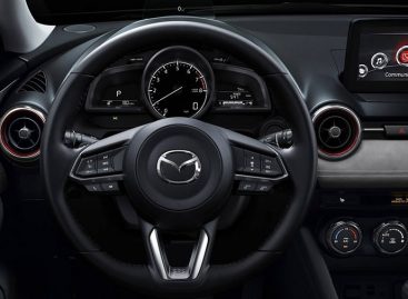 Обновленный Mazda CX-3 стал мощнее и комфортнее